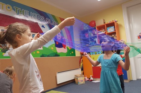 LCF Kids Clubs vidám angol